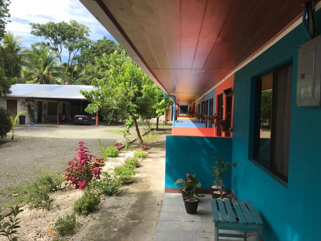 Cabinas Surf Side Cahuita Zewnętrze zdjęcie